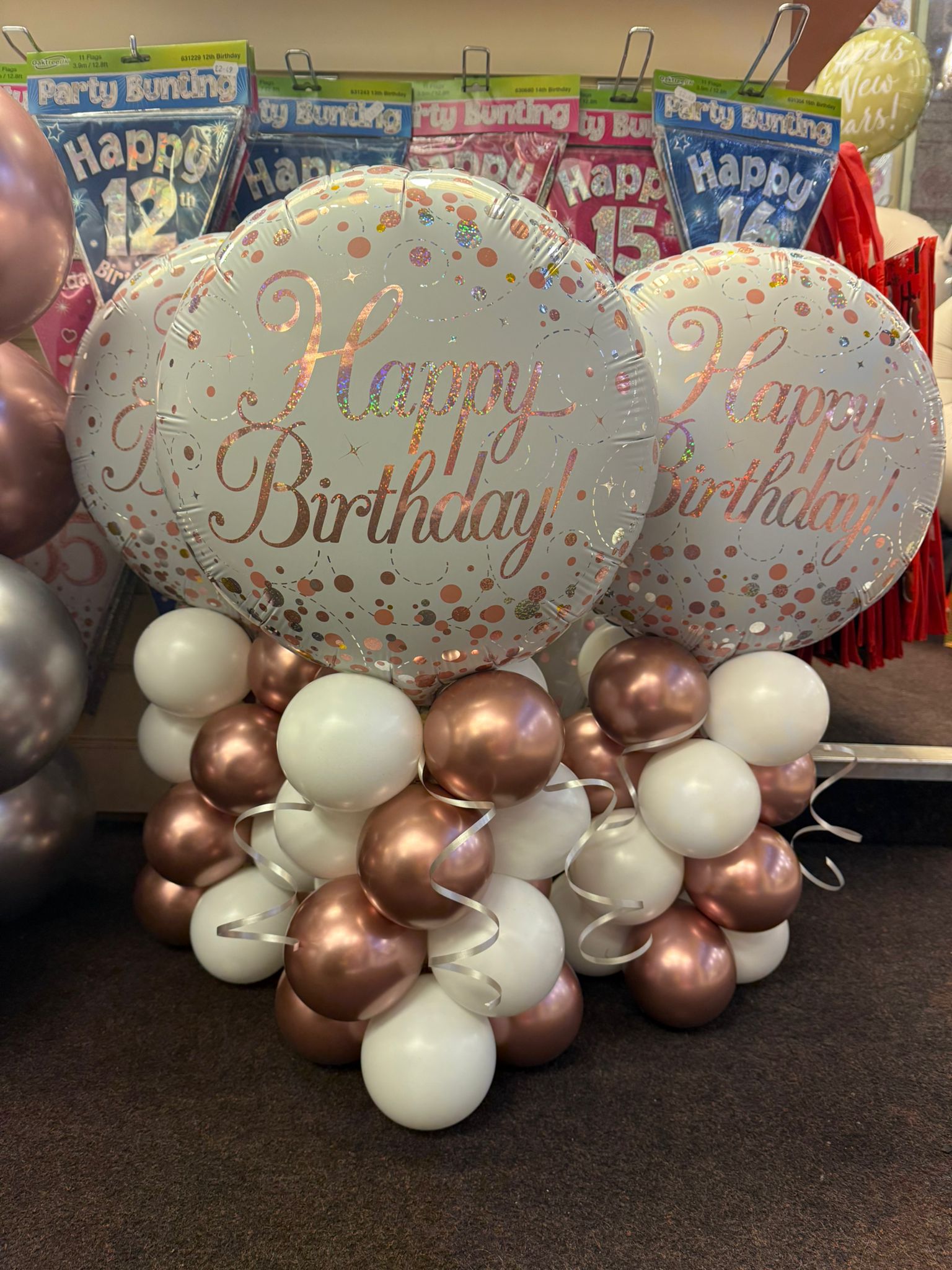 Balloon arch installation for celebration event in Kent